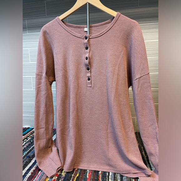 🍀3 FOR $15🍀 | Waffle Knit | Tunic | Button Up | V Neck | Henley Shirt | 2XL - Picture 3 of 9